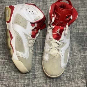 Jordan 6 Retro
